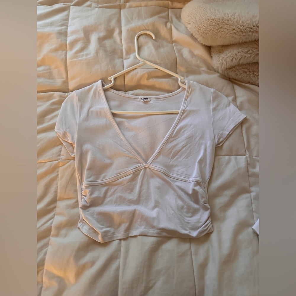 White bodycon TSHIRT cropped top from garage.